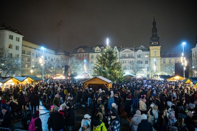 Z rozsvícení vánočního stromu. Foto: MMO