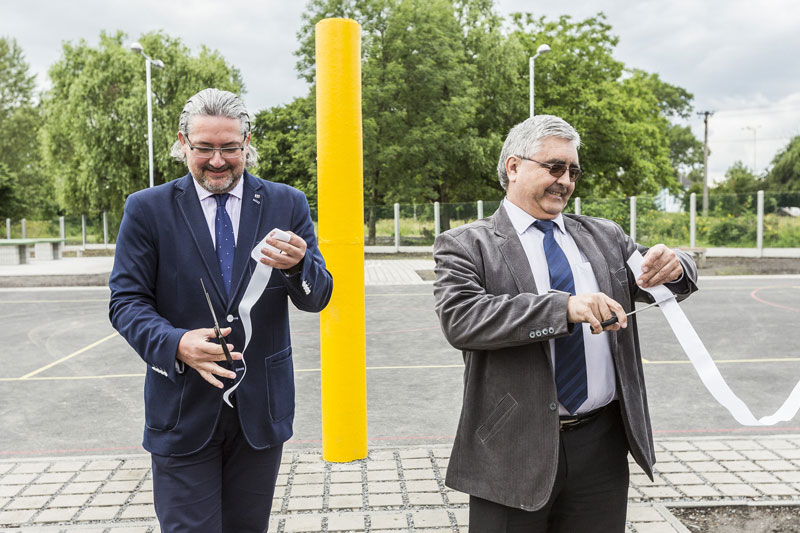 Náměstek primátora K. Bednář (vlevo) a starosta Vítkovic P. Dlabal.