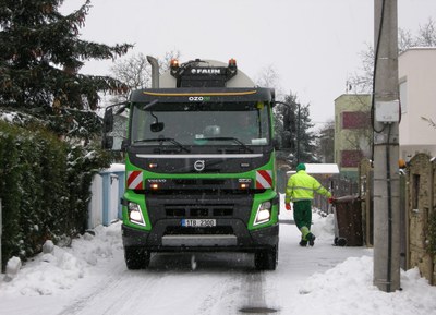 Popeláři budou vyvážet popelnice i o Vánocích. Foto: MMO
