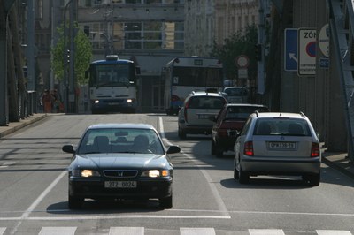 Automobily na mostě Miloše Sýkory. Ilustrační foto. Autor: Jiří Zerzoň