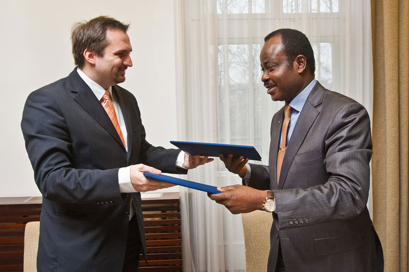 Partnerská dohoda je podepsána