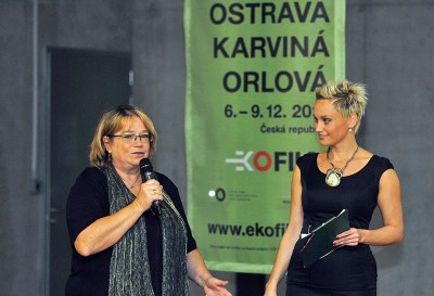 Ředitelka Ostravského muzea Jiřina Kábrtová (vlevo) je pamětnicí premiérových ročníků Ekofilmu FOTO: J. Urban