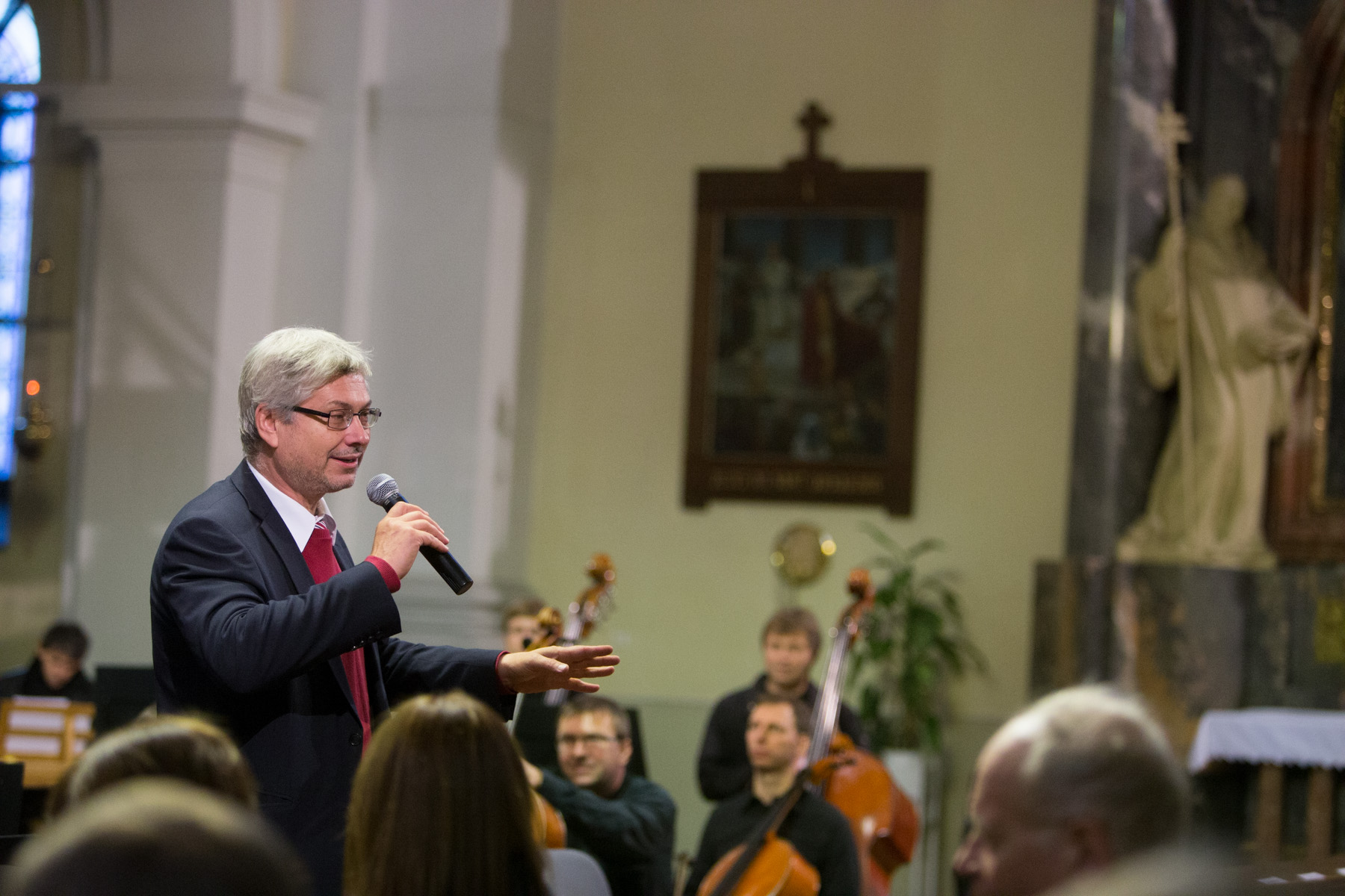 Primátor Petr Kajnar při slavnostním zahájení.  