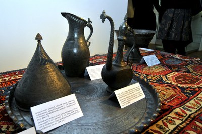 Na snímku: Nádobí jako z pohádek Tisíce a jedné noci. Foto: Jiří Urban