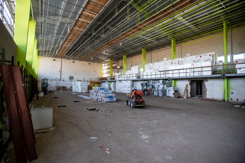 Rekonstrukce haly v Pustkovci interiér