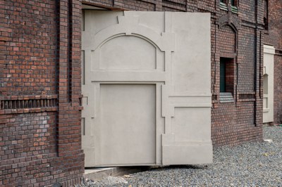 Unikátní otočné dveře. Foto: Lukáš Kaboň.