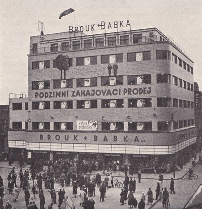 Ostravský obchodní dům Brouk a Babka v roce 1937. Foto: AMO