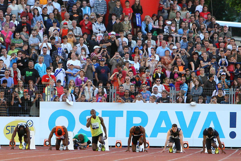 Díky rekonstrukci stadionu přibudou na 52. ZTO krytá místa k sezení  Ilustr. foto: J. Zerzoň