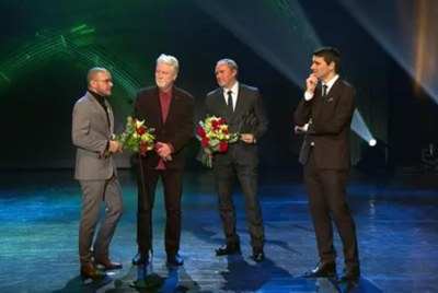 Ocenění převzali architekt Robert Konieczny (první zleva) a náměstek primátora Břetislav Riger (třetí zleva). Foto: MMO