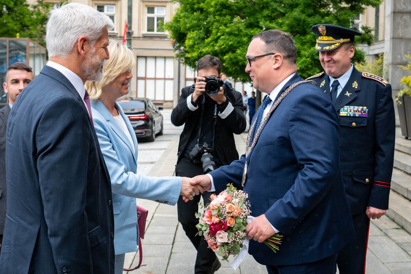 Přivítání prezidentského páru na Prokešově náměstí