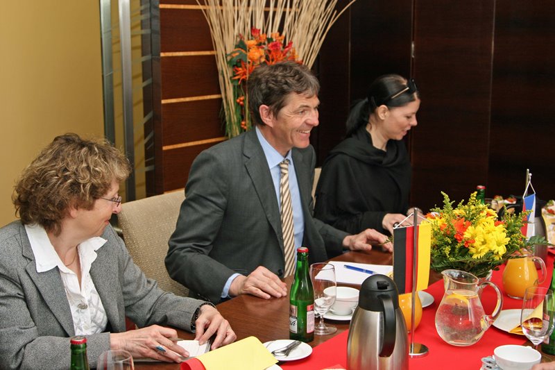 Německý velvyslanec při přijetí na Radnici města Ostravy.