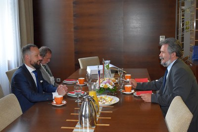 Primátor Tomáš Macura přijal maďarského velvyslavce Miklóse Borose.