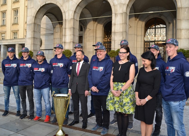 Primátor přijal baseballové šampióny Primátor přijal baseballové šampióny