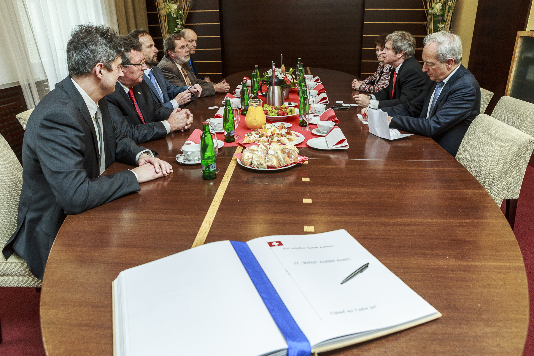 Účastníci setkání v Radnici města Ostravy.