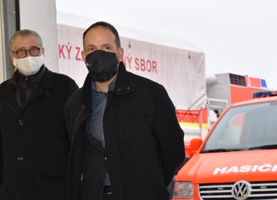 Ostravský primátor Tomáš Macura děkuje jednotkám, které v Ostravě slouží na Štědrý den. Foto: René Stejskal a Jiří Zerzoň