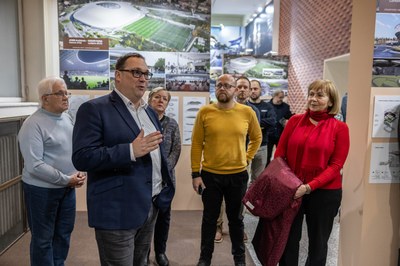 Ostravský primátor Jan Dohnal v netradiční roli průvodce. Foto: Jiří Zerzoň