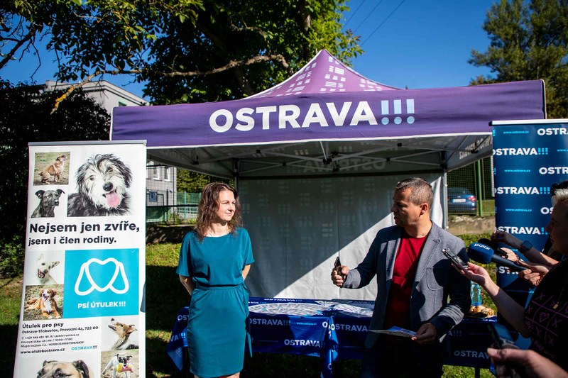 Přispěješ mi na piškotek? Pomoci osamělým psům je nyní možné během sekund pomocí QR kódů Přispěješ mi na piškotek? Pomoci osamělým psům je nyní možné během sekund pomocí QR kódů