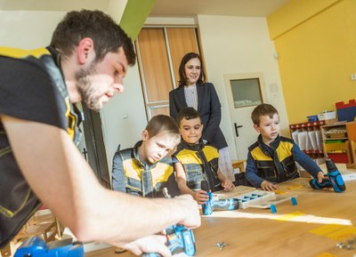 Náměstkyně primátora Andrea Hoffmannová na pilotním kurzu Malého řemeslníka v roce 2019. Foto: Jiří Zerzoň