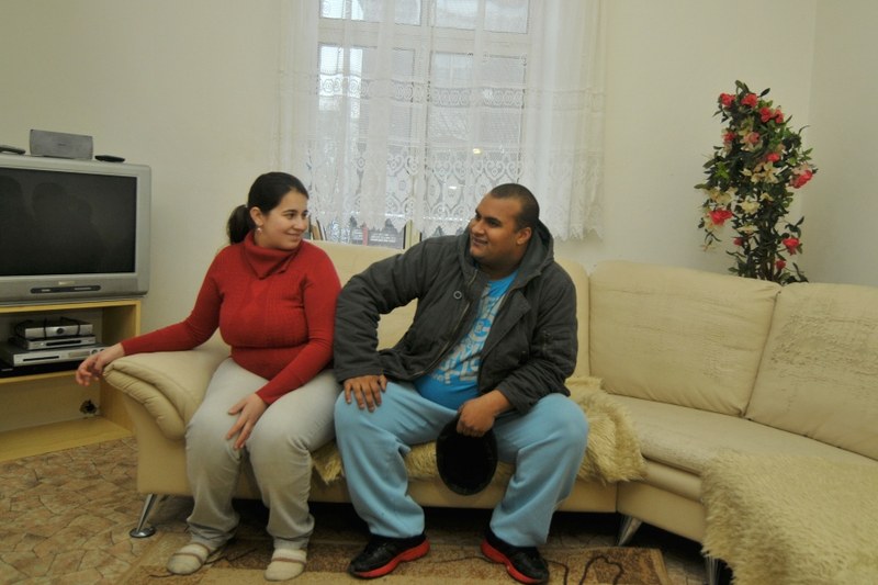 Spokojeni v bytě, nyní ještě získat práci...