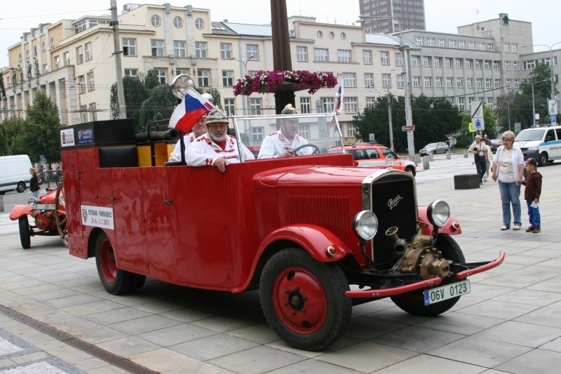 Hasičské vozidlo Praga RN slouží již od roku 1934.