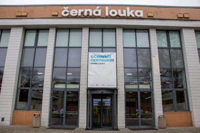 Velkokapacitní očkovací centrum na Černé louce. Foto: FNO