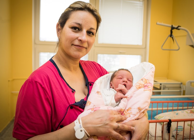 Maminka Anna Adamcová s dcerkou Nikol. Foto: L. Kaboň