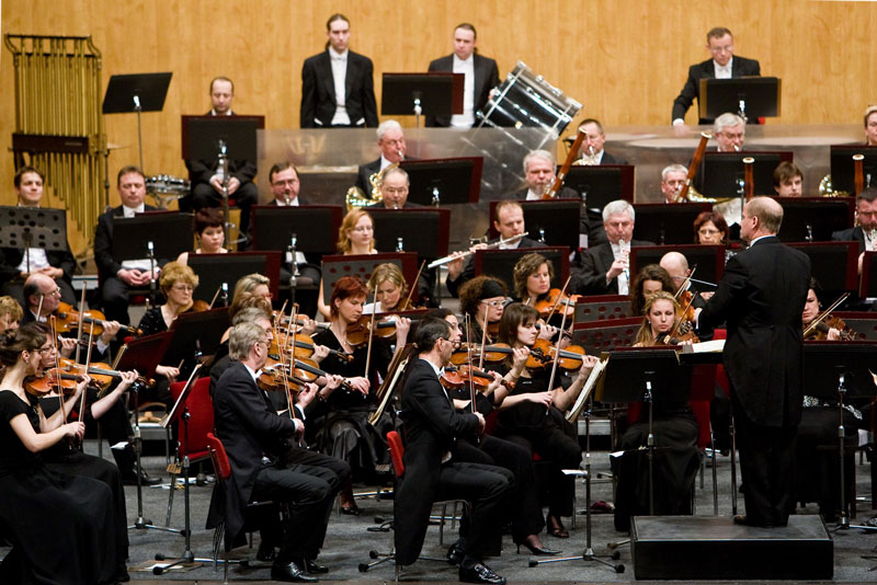 K foto: Janáčkova filharmonie Ostrava, diriguje Theodore Kuchar