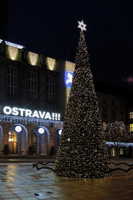 Vánoční strom na Prokešově náměstí