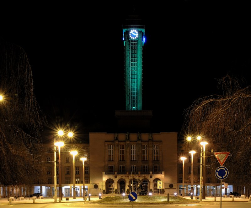Radniční věž se znovu oblékne do zelené Radniční věž se znovu oblékne do zelené