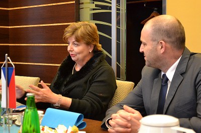 FOTO: Velvyslankyně Irska A. Kellyová a organizátor Irského festivalu  J. Fitzgerald. Snímky Petr Havránek