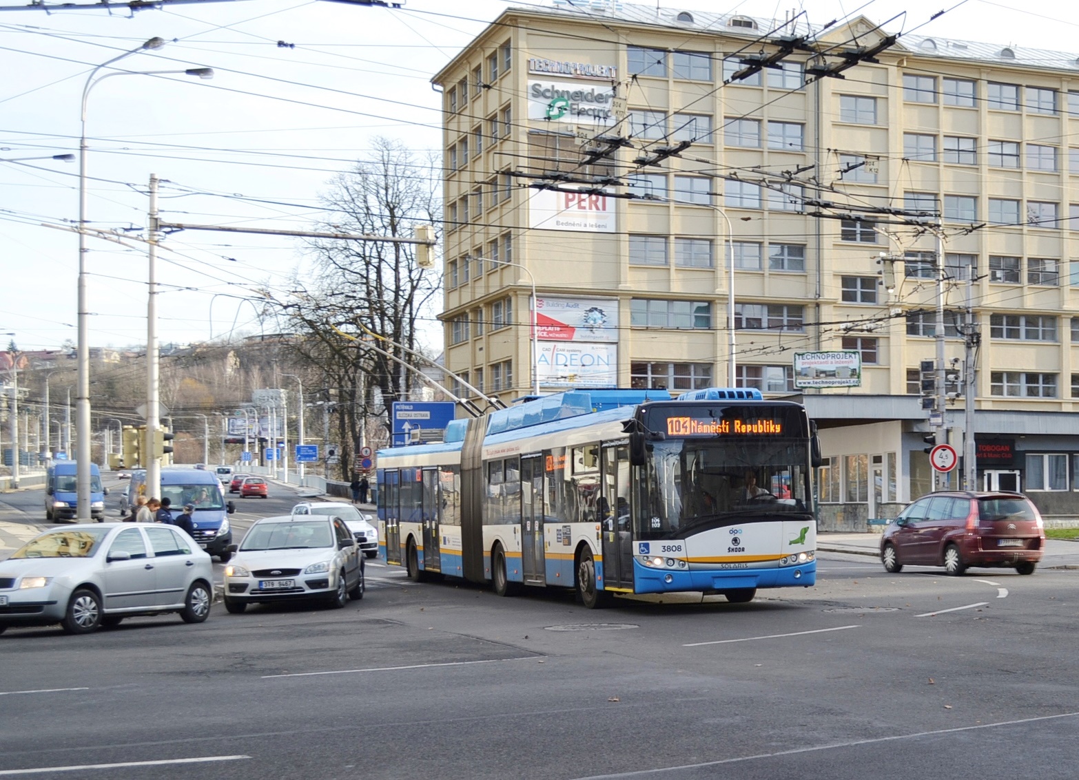 Křižovatka Českobratrské ulice a Sokolské třídy. Ilustrační foto: René Stejskal