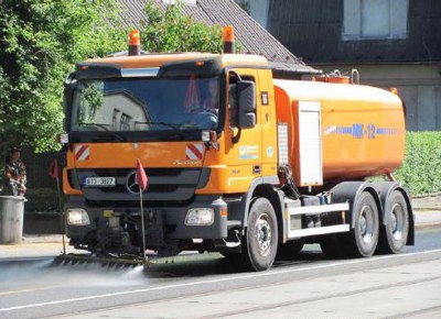 Čistící vůz. Foto: Ostravské komunikace