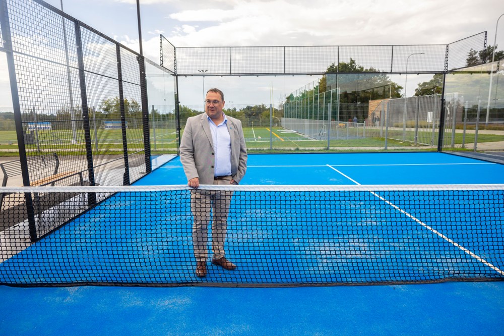 Ostravský primátor Jan Dohnal si nenechal otevření padelu ujít Ostravský primátor Jan Dohnal si nenechal otevření padelu ujít