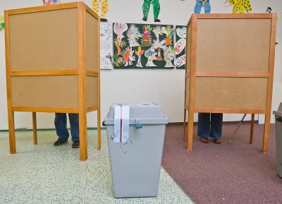 Komu dají voliči své hlasy?  Foto: J. Zerzoň
