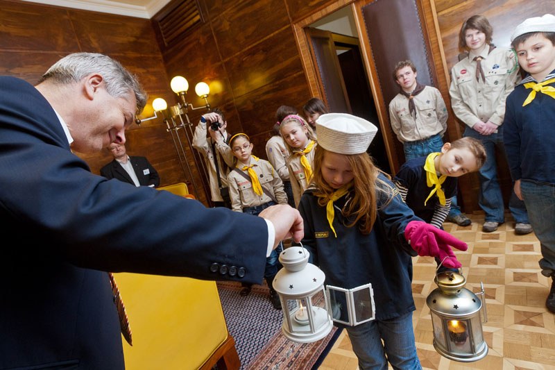 Betlémské světlo od malé skautky