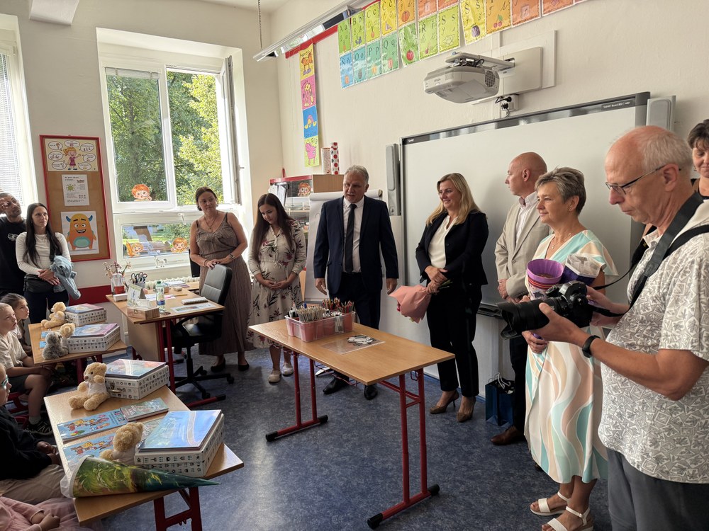 Radní Markéta Langrová během prvního školního dne na MŠ Provaznická. Foto: MMO