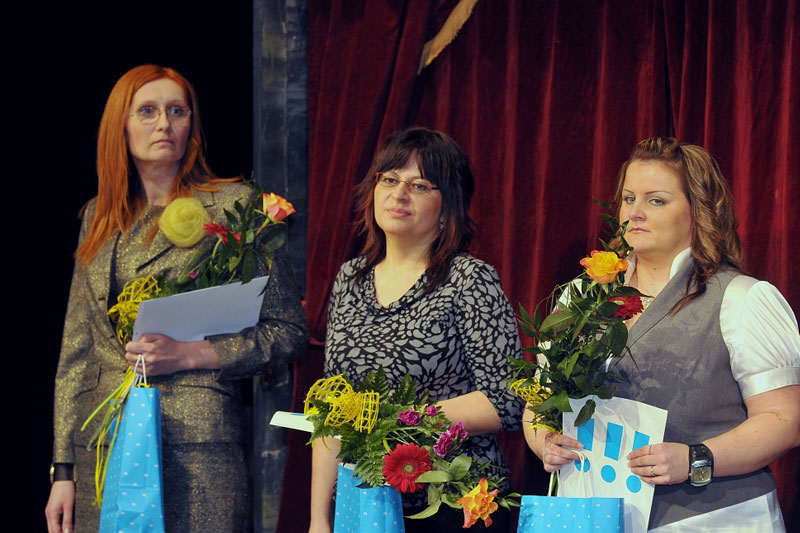 Nezapomíná se ani na občanské zaměstnance policie