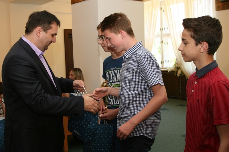 Ceny předal dětem náměstek primátora Martin Štěpánek.