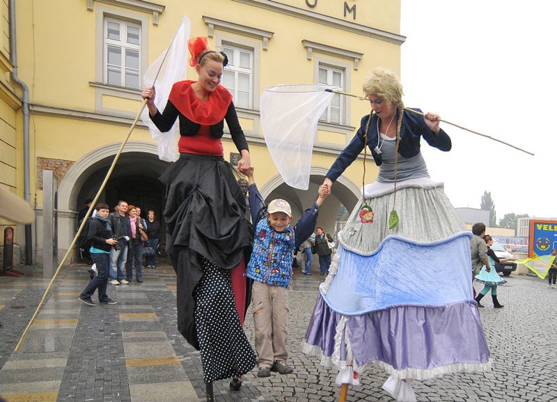 Zahájení festivalu v ulicích města