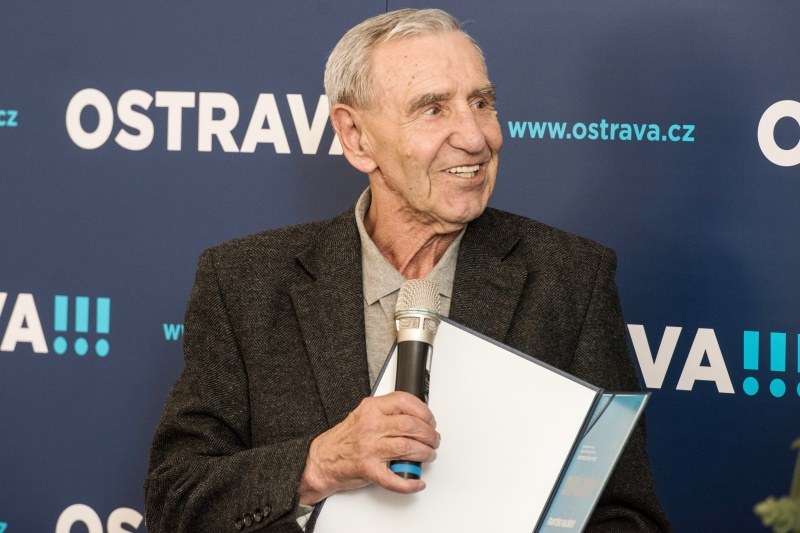 Sportovní legendou Ostravy byl jmenován fotbalista František Valošek, bývalý reprezentant a stříbrný olympionik. 