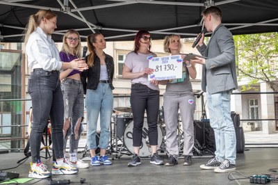 Ze sportovně benefiční akce Dejme dětem rodinu. Foto: Adolf Horsinka