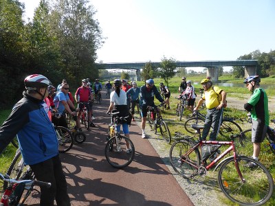 Snímek: Z cyklojízdy starostů.