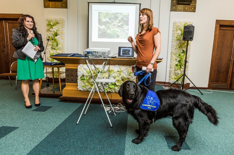 R. Vantuchová se zabývá canisterapií.