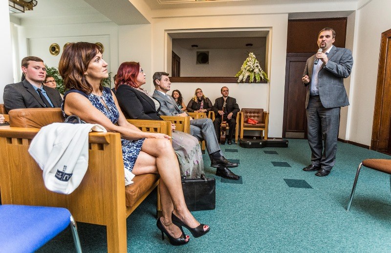 Stipendistům poděkoval náměstek primátora M. Štěpánek.