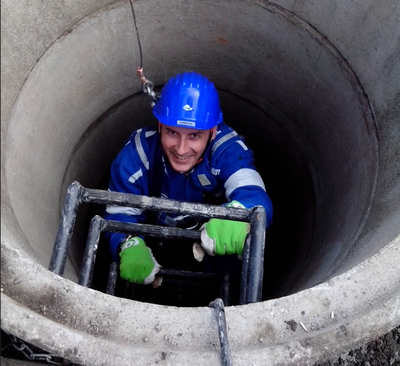 Pracovník OVAKu v terénu. Foto: OVAK