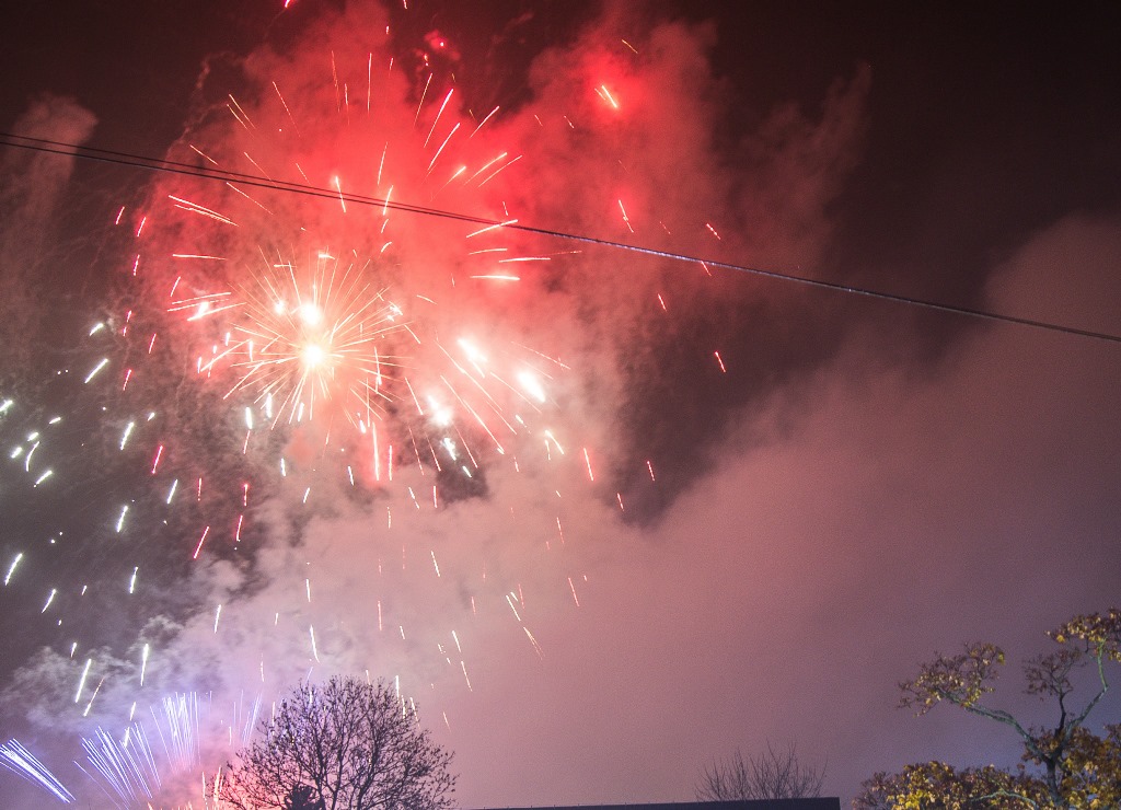 V souvislosti s ohňostrojem musí Ostravané počítat s drobnými dopravními omezeními. Foto: Lukáš Kaboň  V souvislosti s ohňostrojem musí Ostravané počítat s drobnými dopravními omezeními. Foto: Lukáš Kaboň