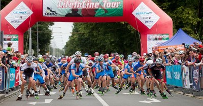 Start závodu Světového poháru v inline bruslení na Hlavní třídě v Porubě. Foto: archiv