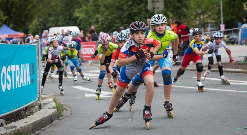 Šanci vyzkoušet si inline závodění dostaly děti a mládež.
