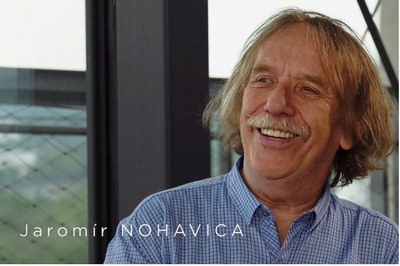 Jarek Nohavica v Bolt Tower při natáčení.