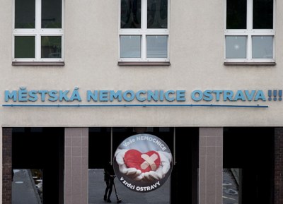 Porodníci z Městské nemocnice Ostrava tentokrát představí svou práci v obchodním centru Futurum. Ilustrační foto: Lukáš Kaboň